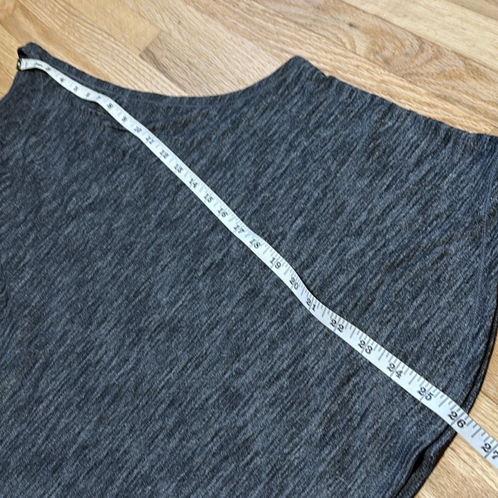 Lululemon Sweat Date Heathered Grey Athletic Tank Top Shirt Running Fitness Gym - Picture 6 of 7